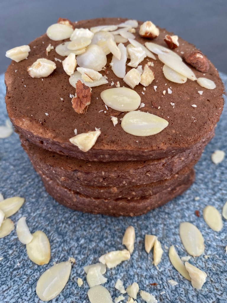 Healthy Cocoa Banana Pancakes 