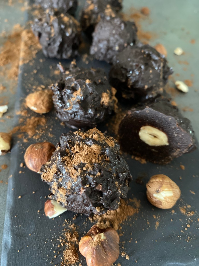 Healthy Hazelnut Energy Balls