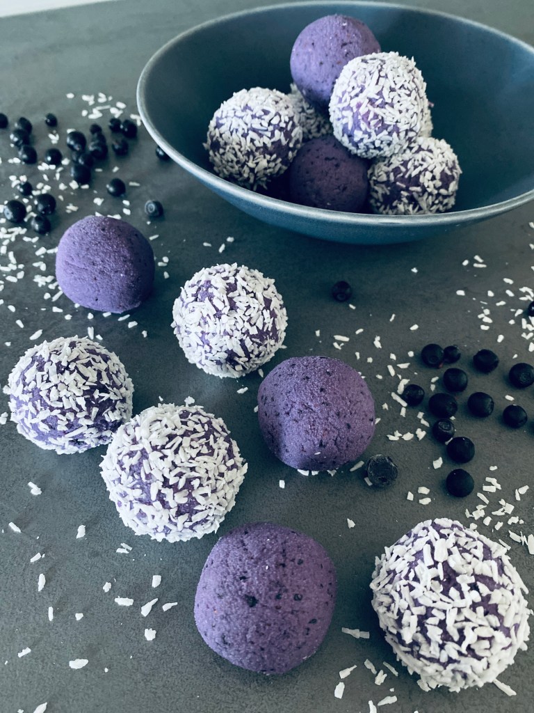 Blueberry Coconut Balls 