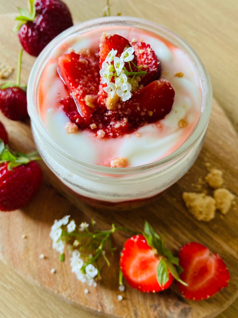 Strawberry Cookie Dessert 