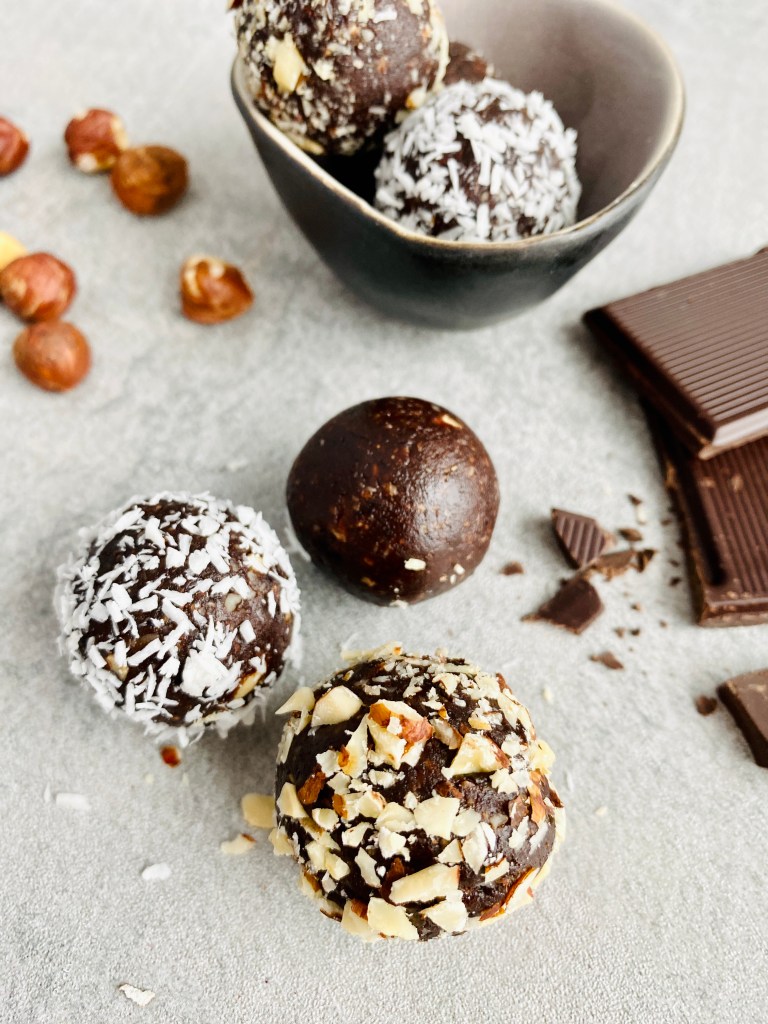Chocolate Hazelnut Energy Balls