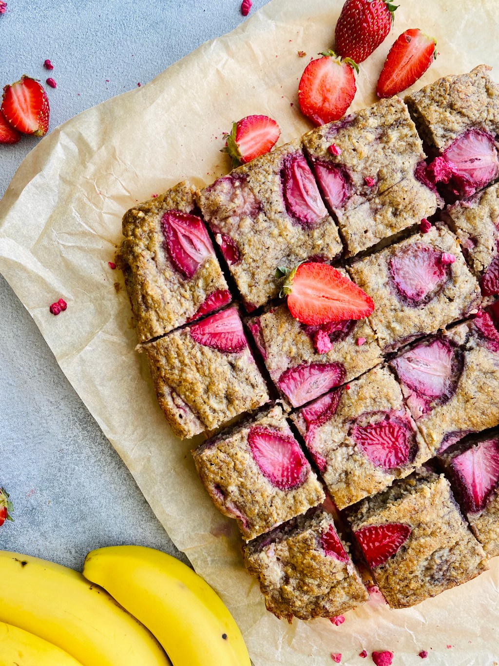 Healthy and Easy Strawberry Banana Cake