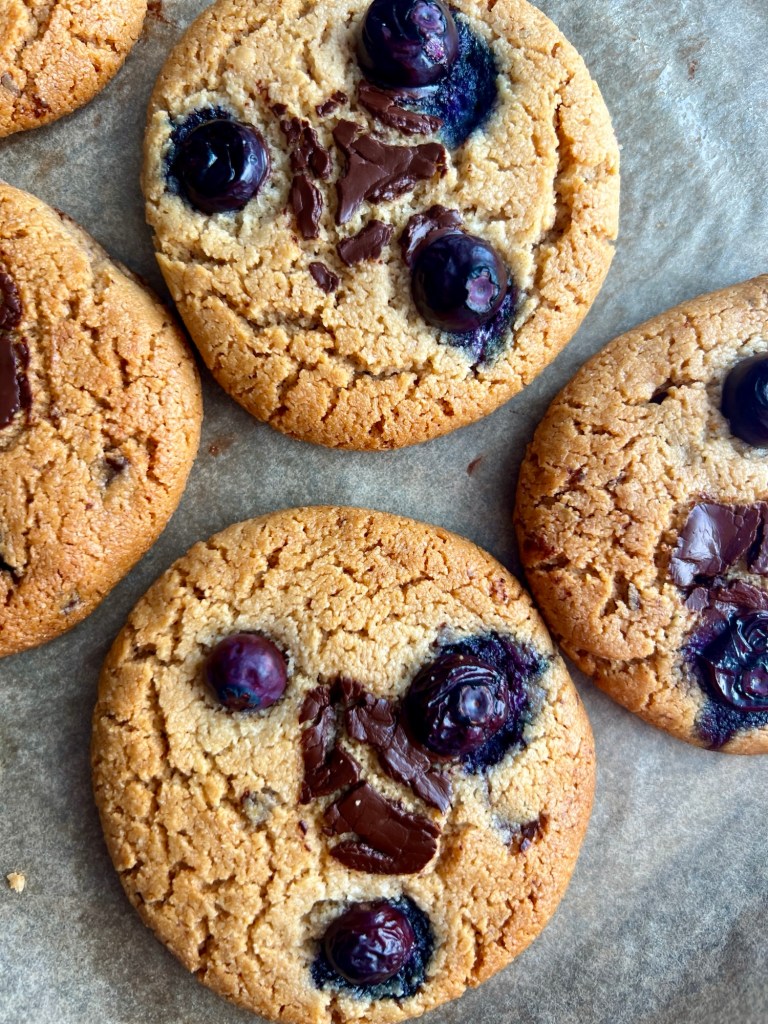 Gluten-free Tahini Chocolate Cookies with Blueberries
